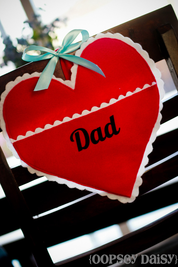 valentine chair pouch_dad