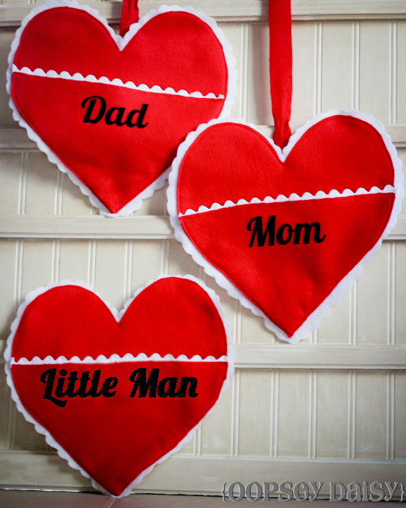 valentine chair pouch_title
