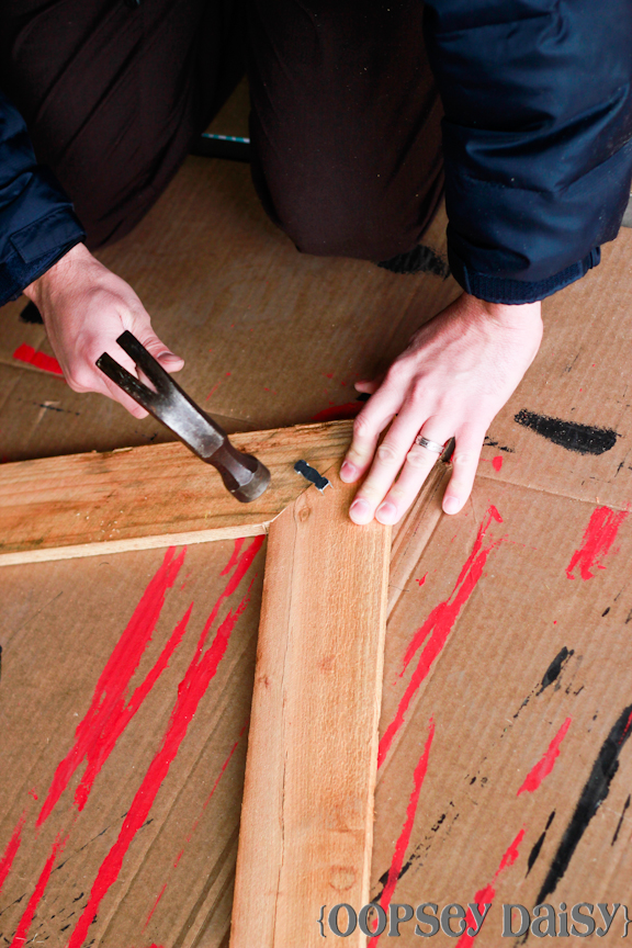 DIY chicken wire frame_wood together