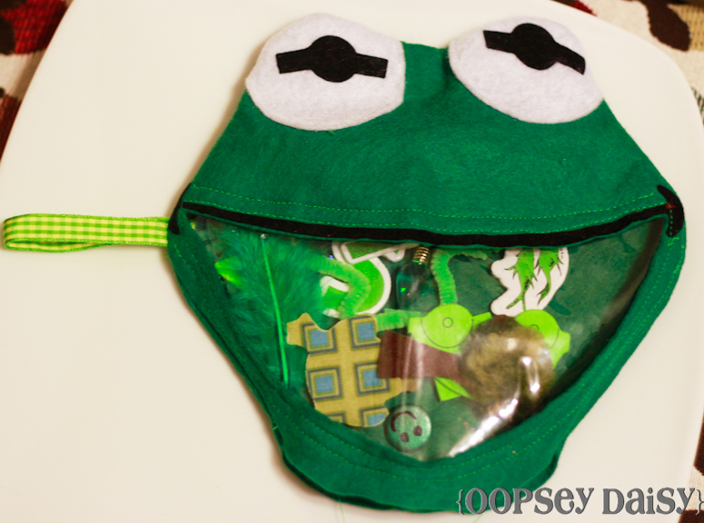 Kermit I Spy bag_items inside